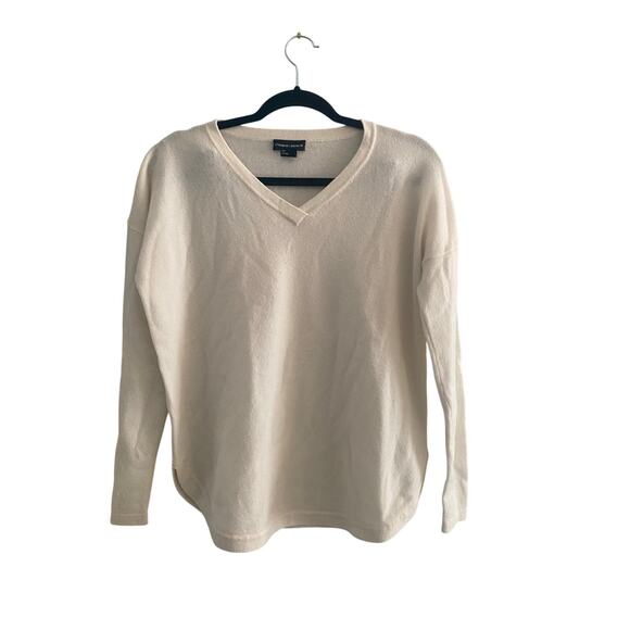 Cashmere Cashmere Ivory V-neck Sweater Size M - Picture 1 of 4